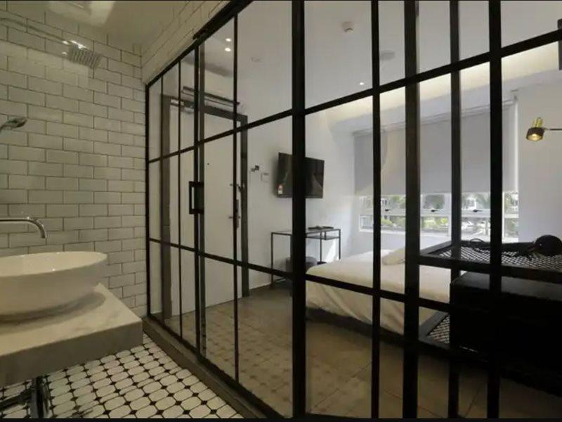 Z Hotel Ara Damansara, Lrt, Mall, Airport Petaling Jaya Exteriör bild